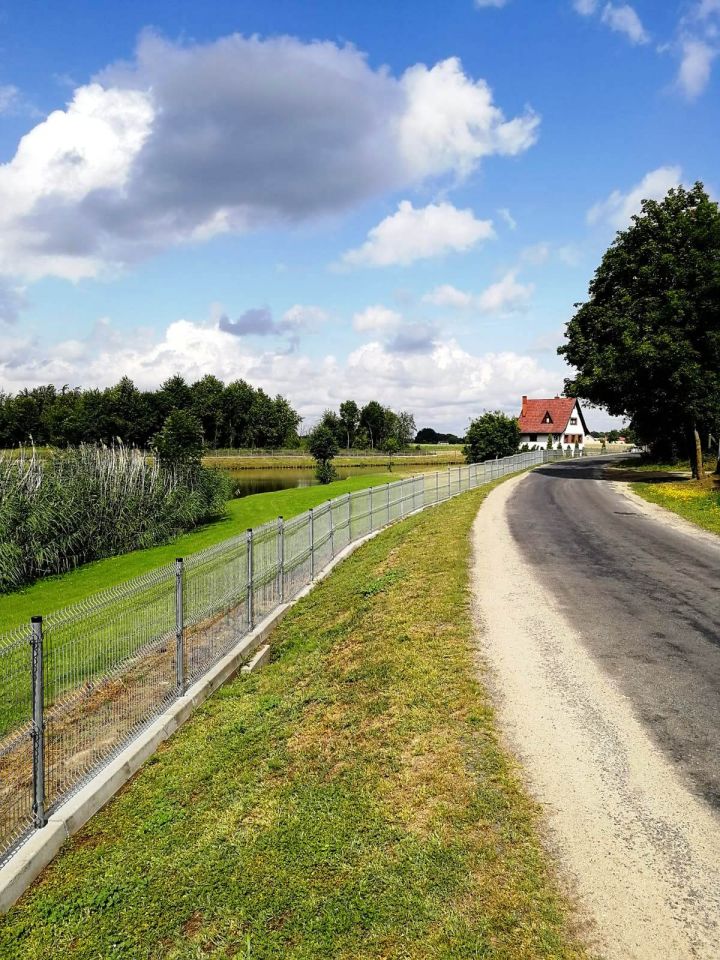 dom wolnostojący, 3 pokoje Półwiesk Mały. Zdjęcie 4