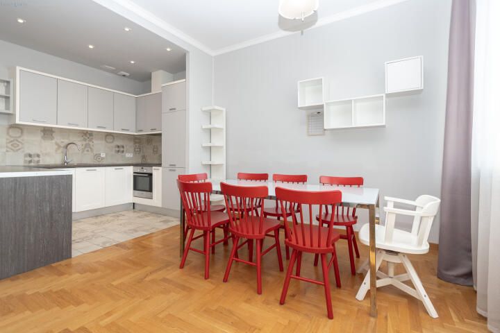 Mieszkanie 3-pokojowe Kraków Stare Miasto, ul. Józefa. Zdjęcie 4