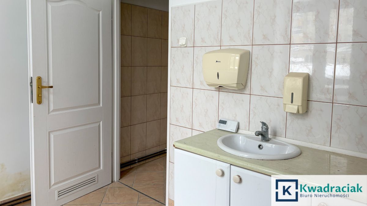 Lokal Jasło, ul. Adama Asnyka. Zdjęcie 3