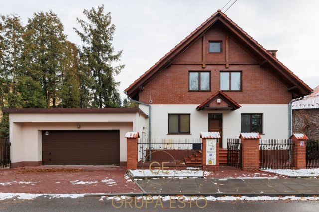 dom wolnostojący, 8 pokoi Kraków Kliny, ul. Narvik. Zdjęcie 2