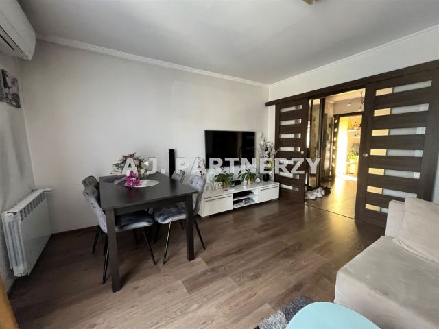 bliźniak, 4 pokoje Kraków. Zdjęcie 3