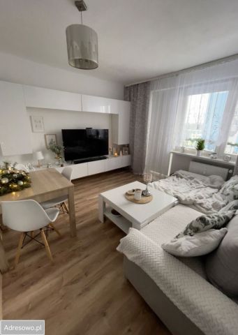 Mieszkanie 3-pokojowe Bytom Łagiewniki, ul. Chorzowska. Zdjęcie 1