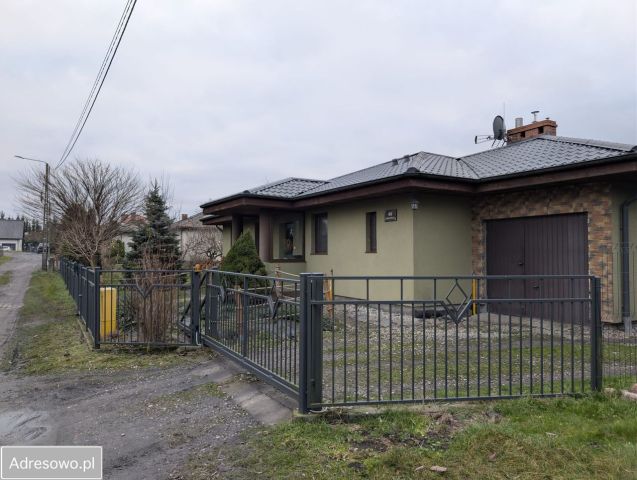 dom wolnostojący, 4 pokoje Zajezierze. Zdjęcie 1