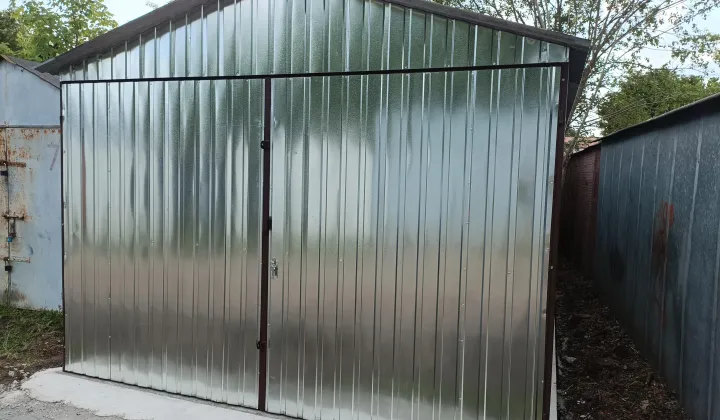 Garaż/miejsce parkingowe Nasielsk, ul. Starzyńskiego