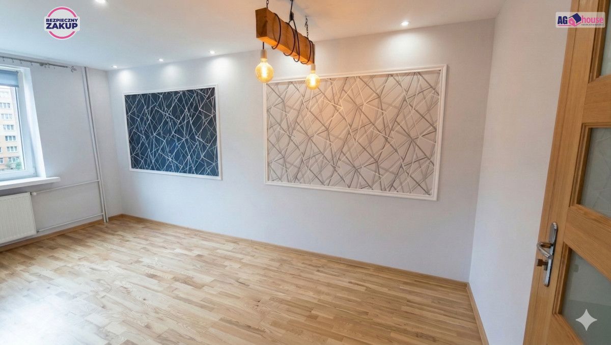 Mieszkanie 3-pokojowe Mława, os. Młodych. Zdjęcie 3