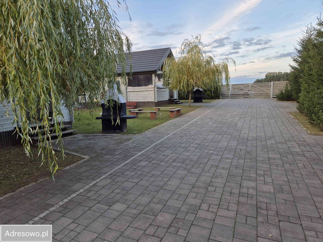 dom wolnostojący, 4 pokoje Wiele, ul. Jana Pawła II. Zdjęcie 3