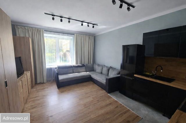 Mieszkanie 3-pokojowe Kraków Nowa Huta, os. Szkolne. Zdjęcie 1