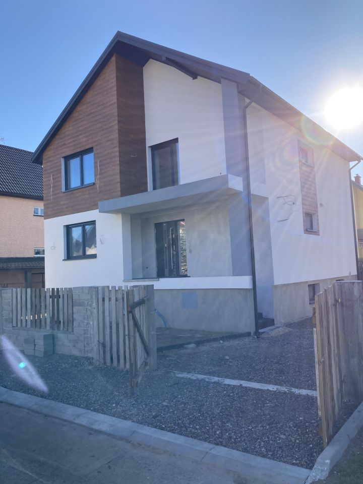 dom wolnostojący, 5 pokoi Radzyń Podlaski, ul. Paderewskiego. Zdjęcie 4