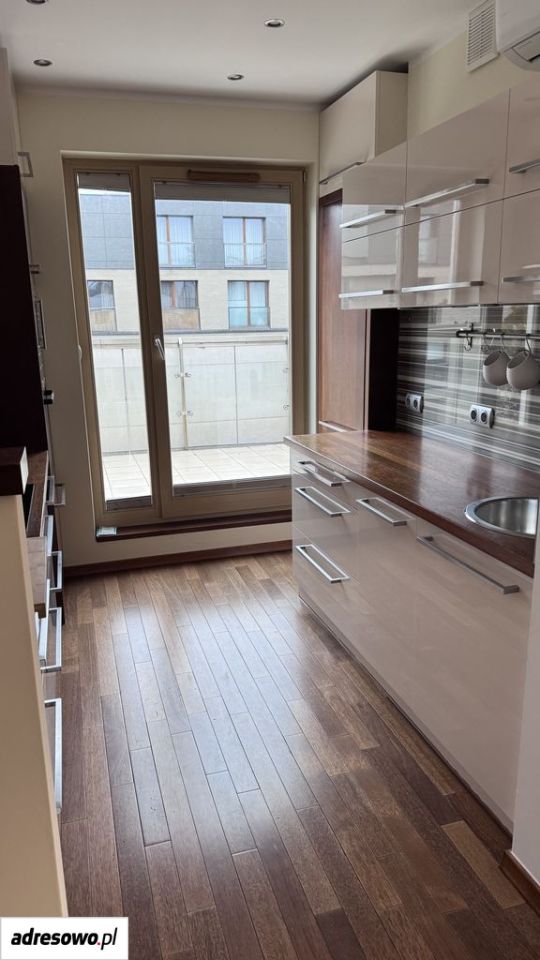 Mieszkanie 3-pokojowe Warszawa Wilanów, ul. Sarmacka. Zdjęcie 5
