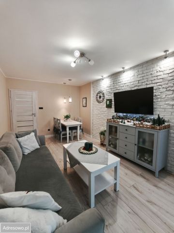 Mieszkanie 3-pokojowe Ostrów Wielkopolski Centrum, ul. Mikołaja Kopernika. Zdjęcie 1