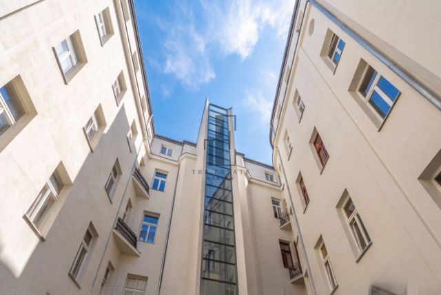 Mieszkanie 8-pokojowe Warszawa Śródmieście, ul. Wiejska. Zdjęcie 4