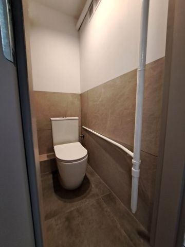 Mieszkanie 4-pokojowe Wrocław Krzyki, ul. Komandorska. Zdjęcie 18