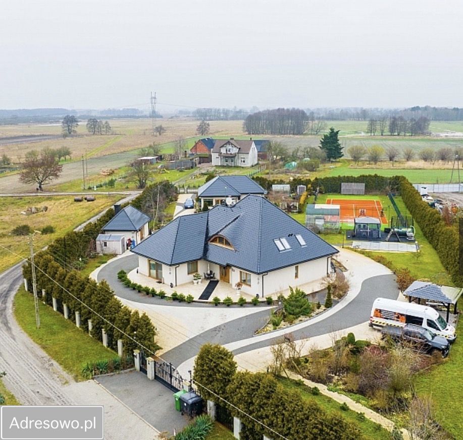 dom wolnostojący, 5 pokoi Modrzewie. Zdjęcie 3