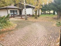 dom wolnostojący, 4 pokoje Brenno, ul. Łąkowa. Zdjęcie 1