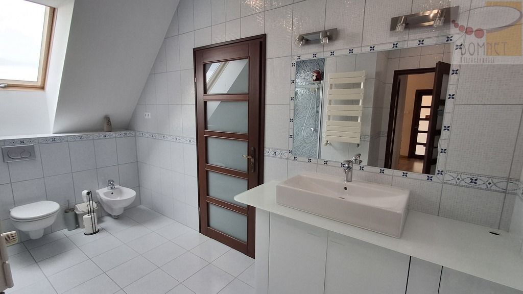 dom wolnostojący, 5 pokoi Jaktorów. Zdjęcie 13