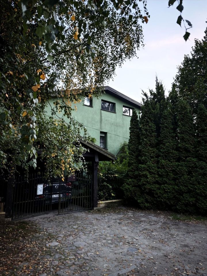 dom wolnostojący, 7 pokoi Zgierz Chełmy, ul. Topolowa. Zdjęcie 2
