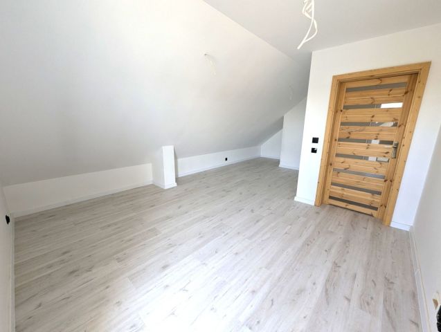 dom wolnostojący, 4 pokoje Rokocin. Zdjęcie 16