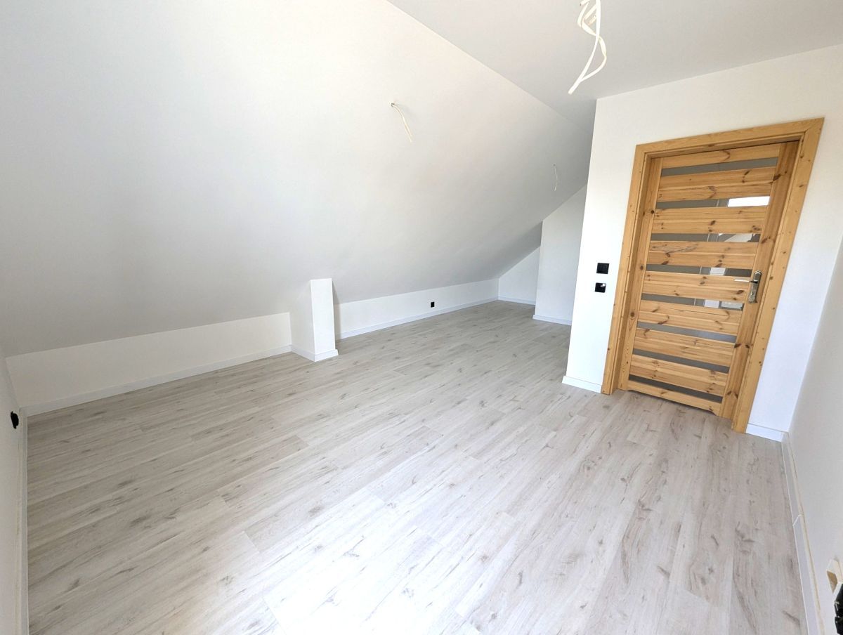 dom wolnostojący, 4 pokoje Rokocin. Zdjęcie 16