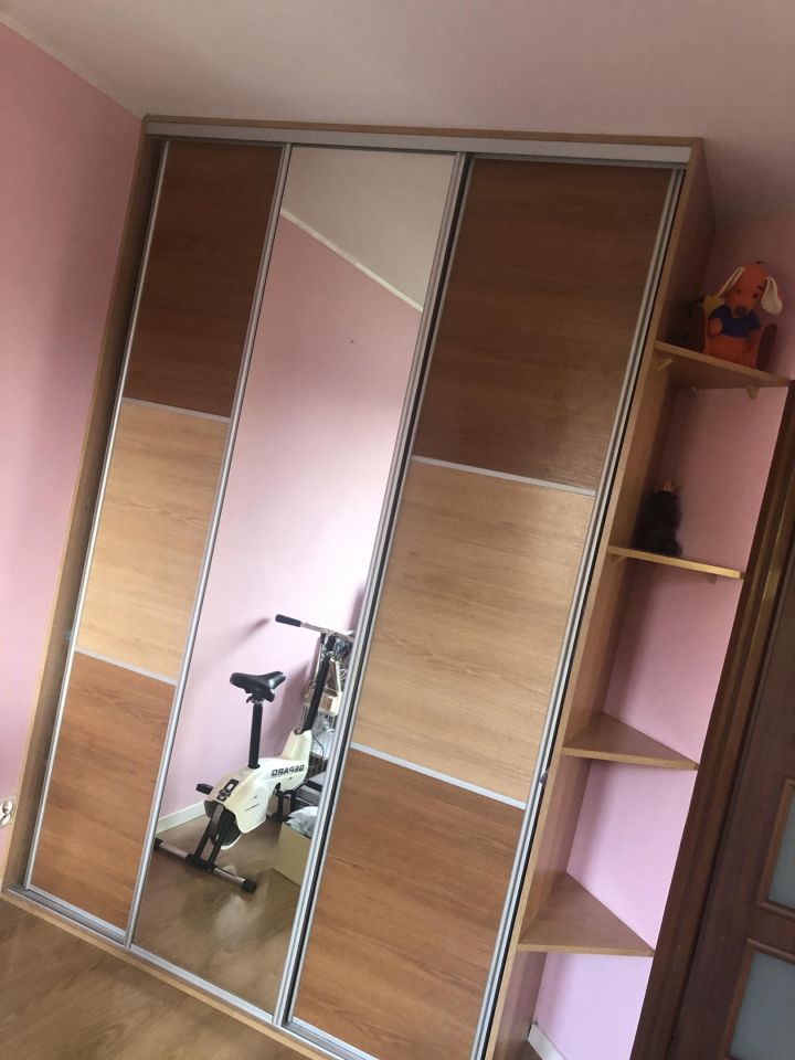 Lokal Police, ul. Robotnicza. Zdjęcie 5