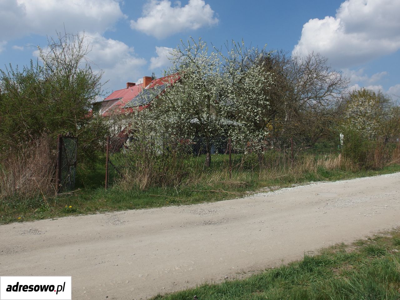 dom wolnostojący, 7 pokoi Jeszkowice. Zdjęcie 2
