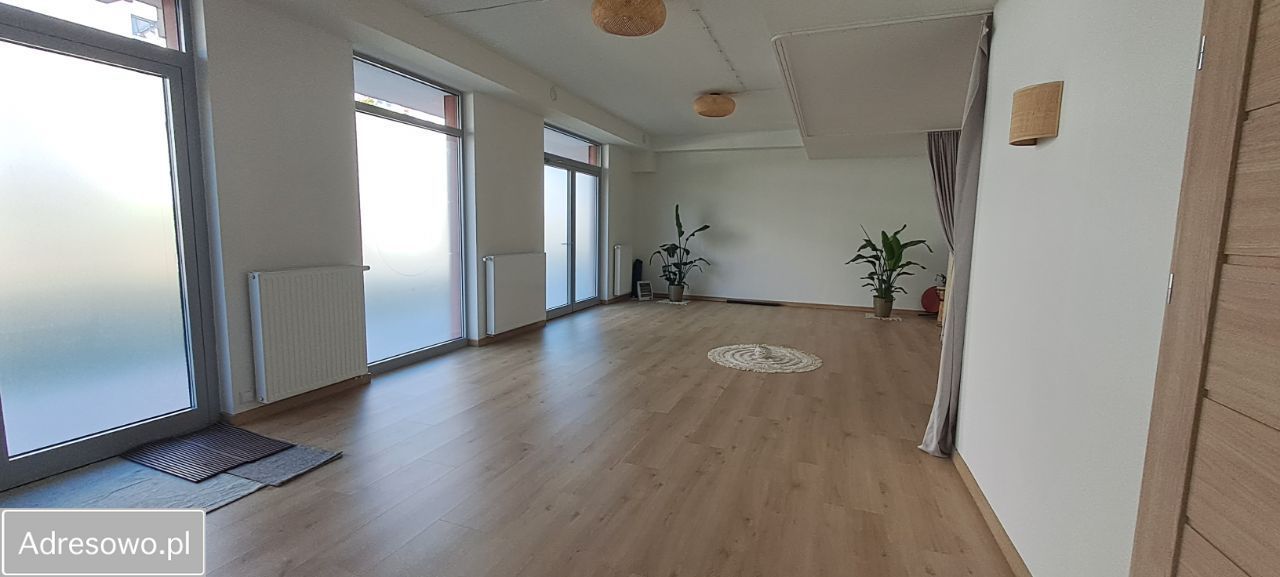 Lokal Gdynia Chwarzno-Wiczlino. Zdjęcie 4