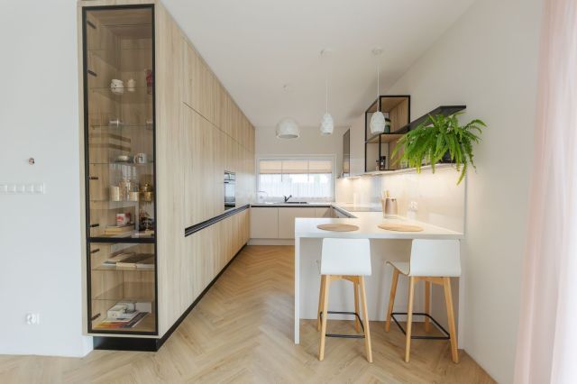 dom wolnostojący, 4 pokoje Izbica. Zdjęcie 2