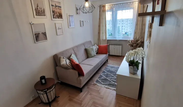 Mieszkanie 3-pokojowe Płońsk, ul. Szkolna