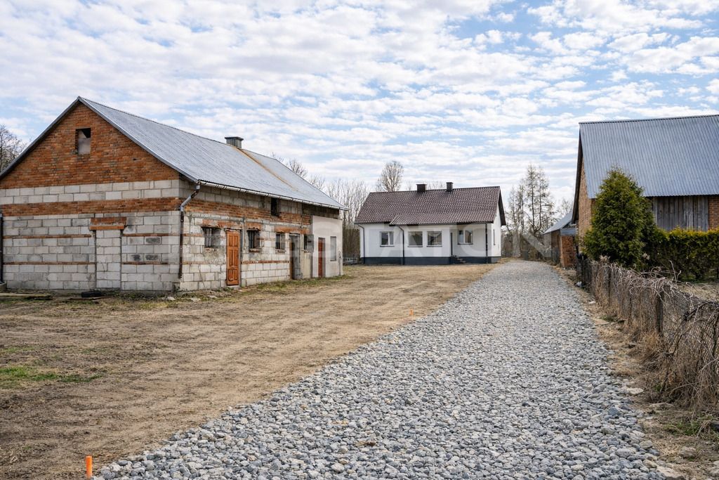 dom wolnostojący, 4 pokoje Pogwizdów Stary. Zdjęcie 4