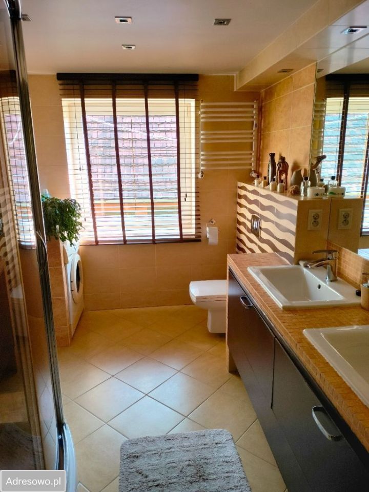 dom wolnostojący, 6 pokoi Żarki Średnie. Zdjęcie 9