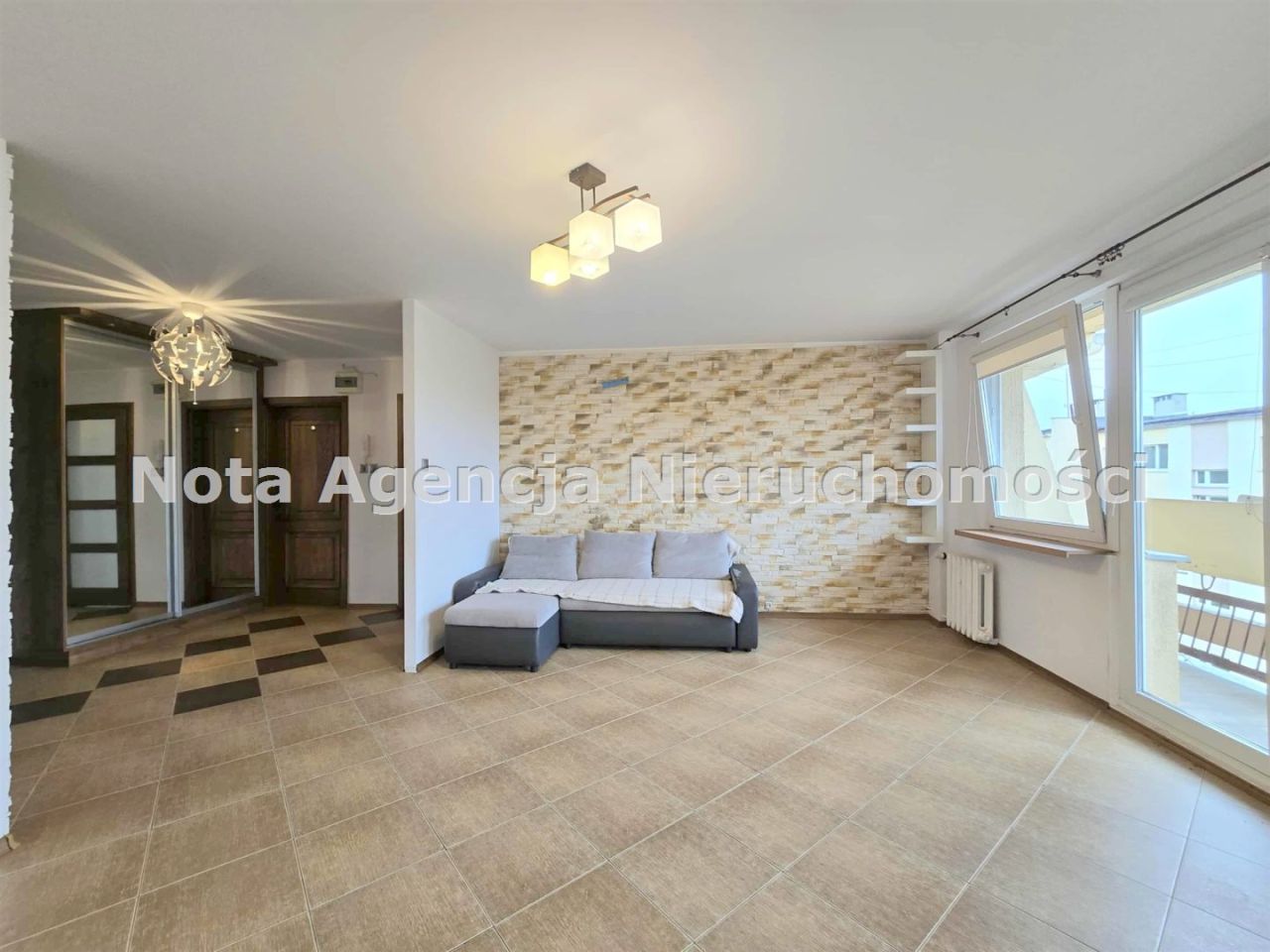 Mieszkanie 3-pokojowe Kamienna Góra. Zdjęcie 4