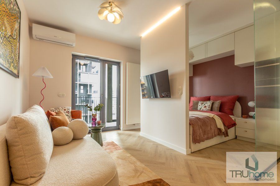 Mieszkanie 2-pokojowe Katowice Śródmieście, ul. Henryka Mikołaja Góreckiego. Zdjęcie 2