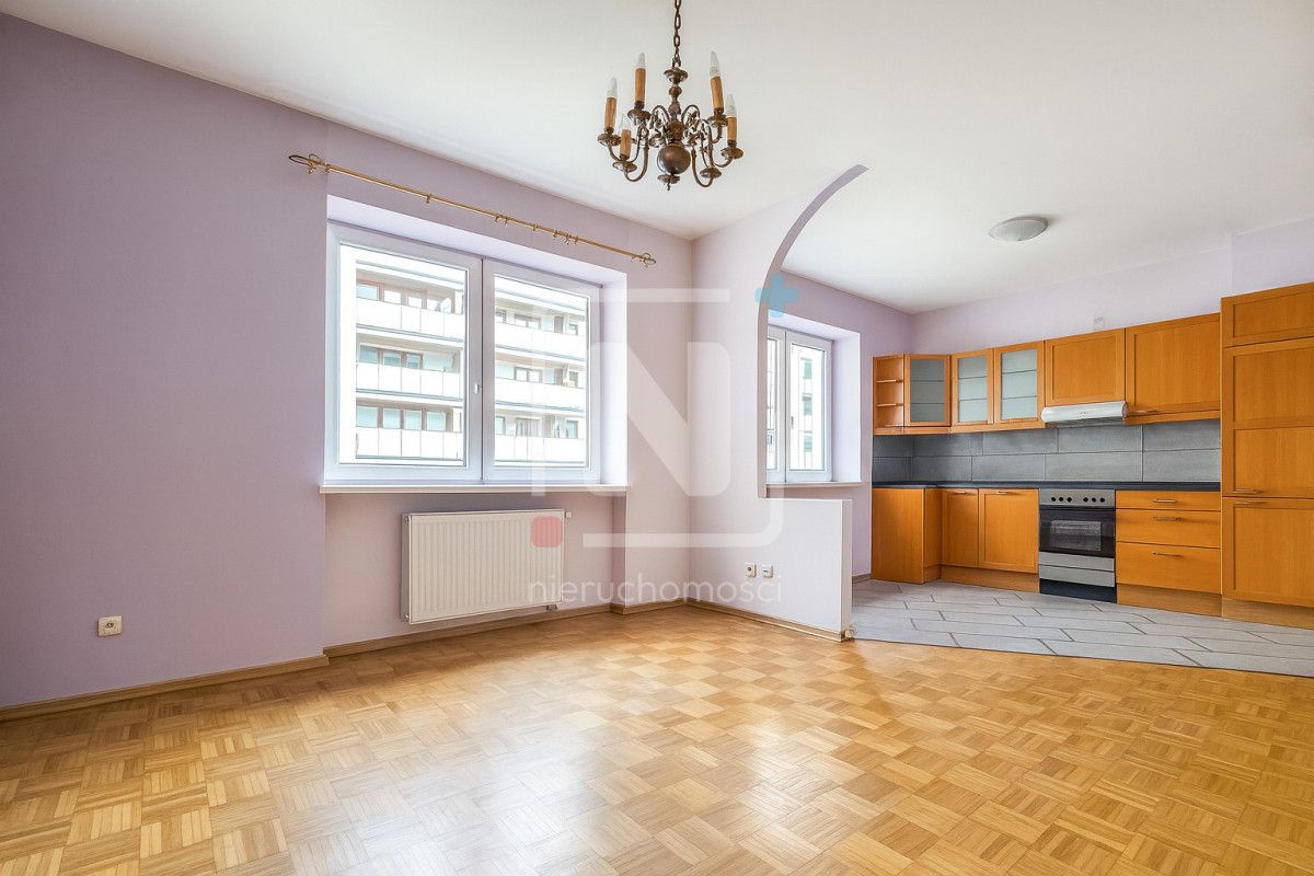 Mieszkanie 3-pokojowe Warszawa Praga-Południe, ul. kard. Aleksandra Kakowskiego. Zdjęcie 3