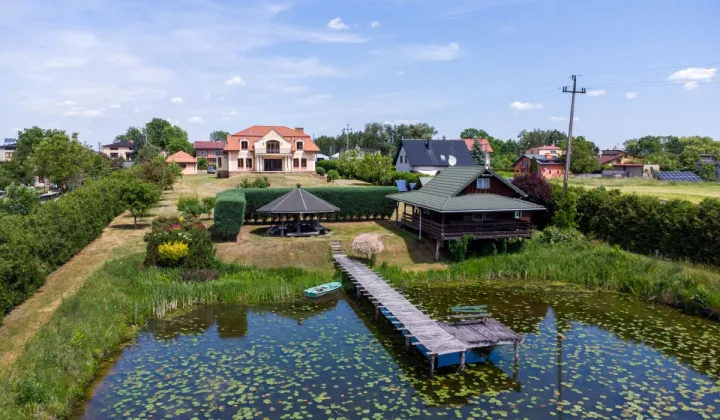 dom wolnostojący, 8 pokoi Piotrków Trybunalski, ul. Nowowiejska