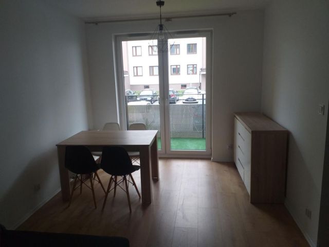 Mieszkanie 2-pokojowe Oława, ul. Jarosława Iwaszkiewicza. Zdjęcie 1