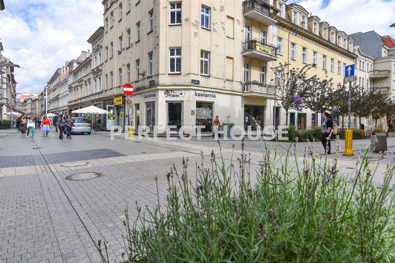 Lokal Poznań Centrum, ul. Półwiejska. Zdjęcie 1