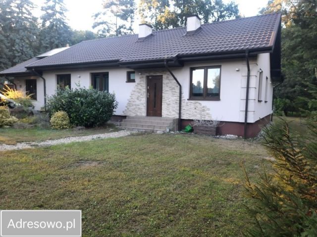 dom wolnostojący, 5 pokoi Radom, ul. Koralowa. Zdjęcie 1