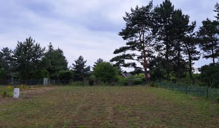 Działka rod Komprachcice, ul. Cmentarna