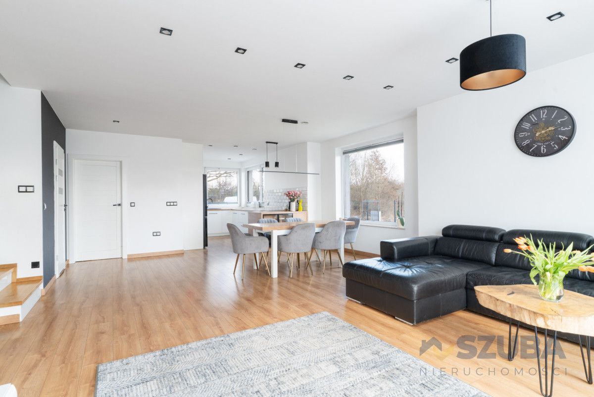 dom wolnostojący, 6 pokoi Brwinów, ul. Helenowska. Zdjęcie 5