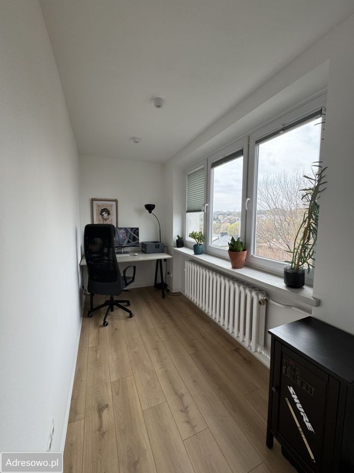 Mieszkanie 3-pokojowe Bielsko-Biała, ul. Starobielska. Zdjęcie 4