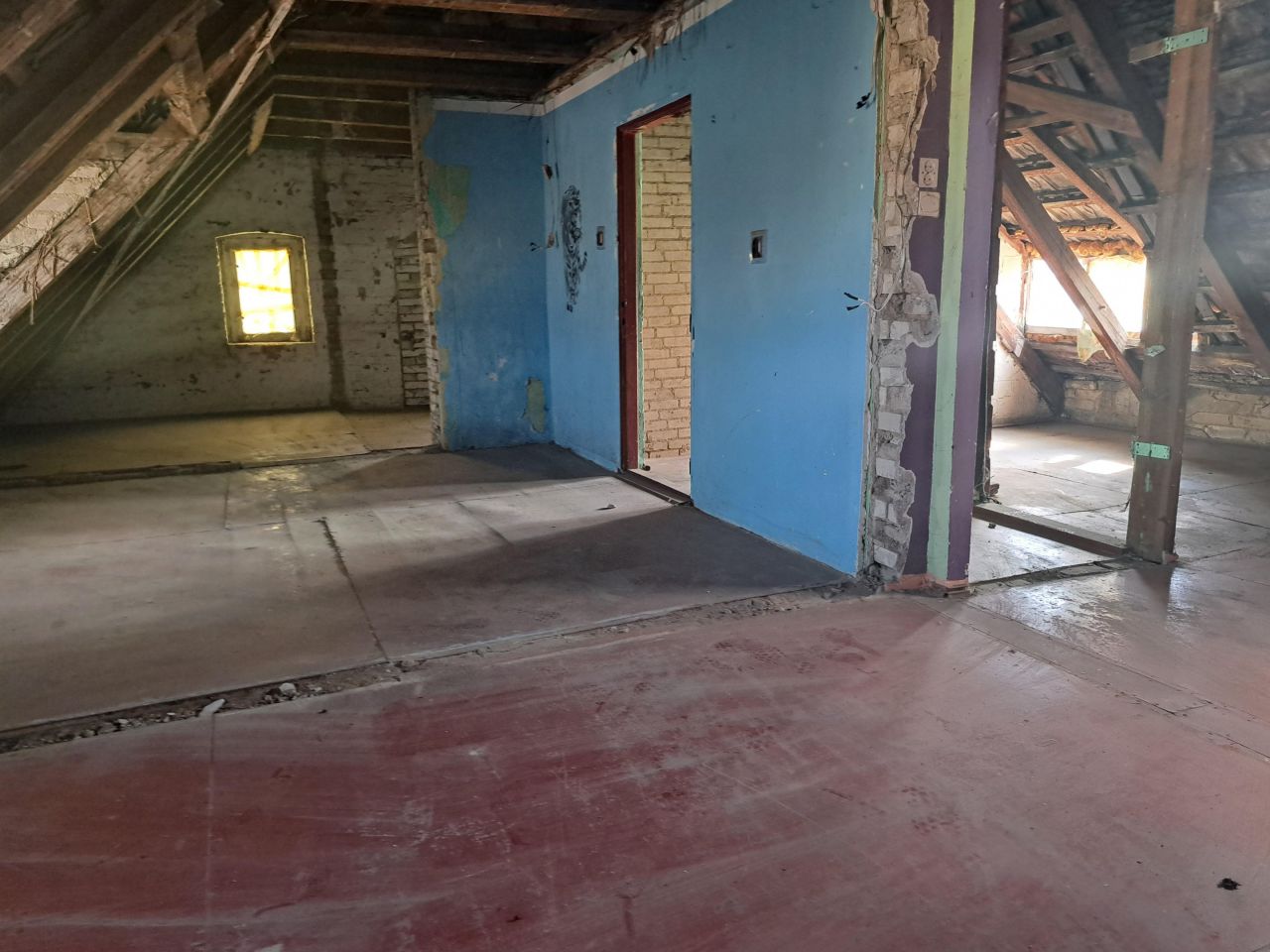 bliźniak, 5 pokoi Gola. Zdjęcie 17