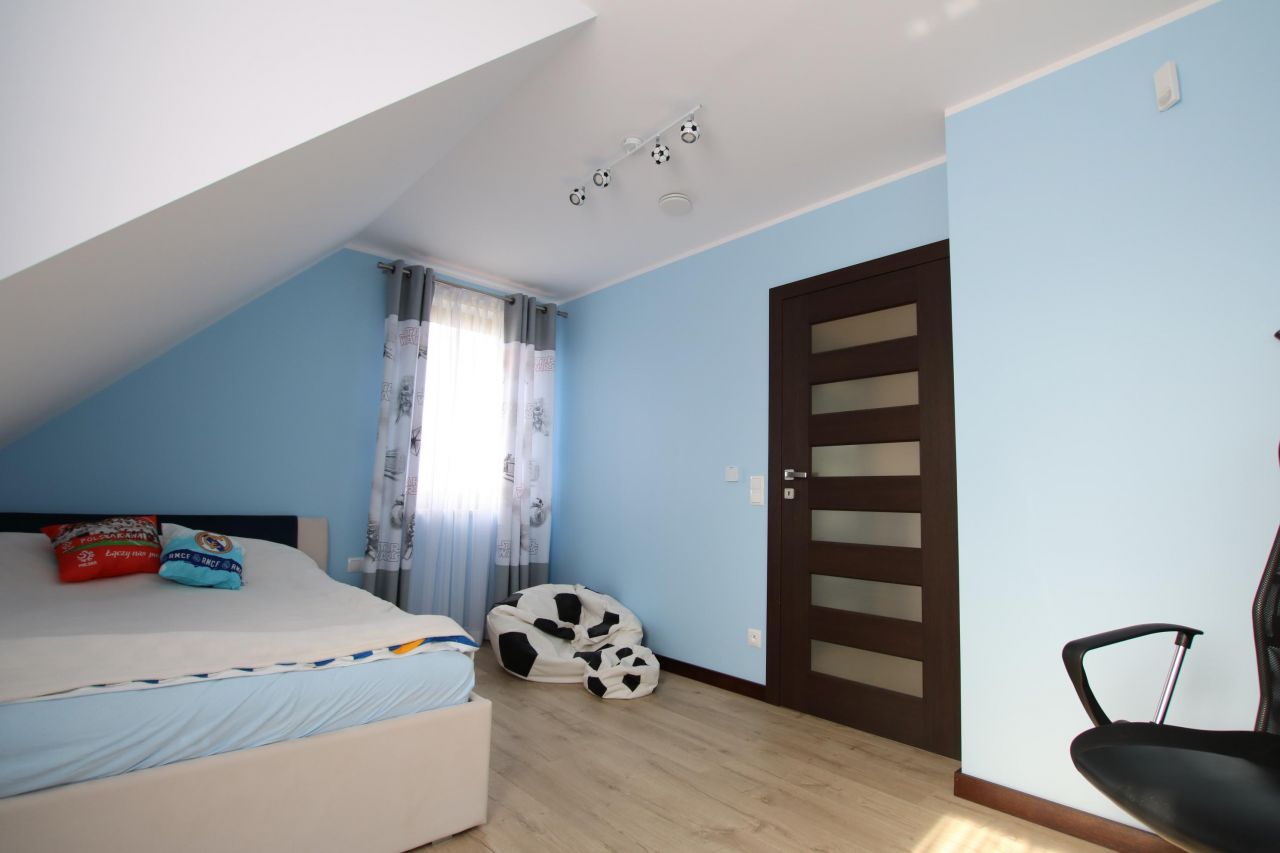 dom wolnostojący, 5 pokoi Nowa Wieś. Zdjęcie 10