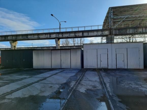 Garaż/miejsce parkingowe Kraków Rybitwy, ul. Mariana Domagały. Zdjęcie 1