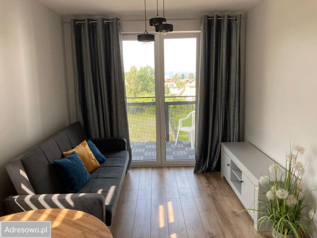 Mieszkanie 3-pokojowe Rumia, ul. Towarowa. Zdjęcie 1