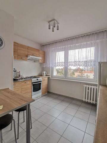 Mieszkanie 2-pokojowe Częstochowa Tysiąclecie, al. Aleja Armii Krajowej. Zdjęcie 4