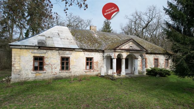 dworek, 8 pokoi Jędrzejów. Zdjęcie 1