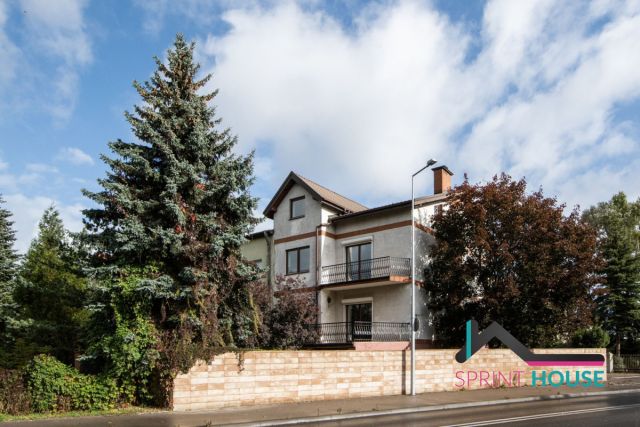 dom szeregowy, 8 pokoi Ząbki, ul. gen. F. Sławoja Składkowskiego. Zdjęcie 1