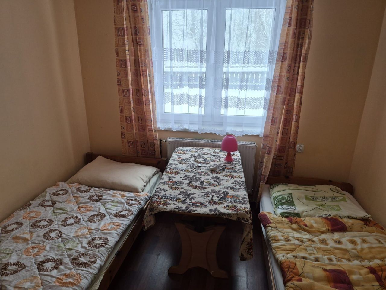 dom wolnostojący, 5 pokoi Nasiczne. Zdjęcie 4