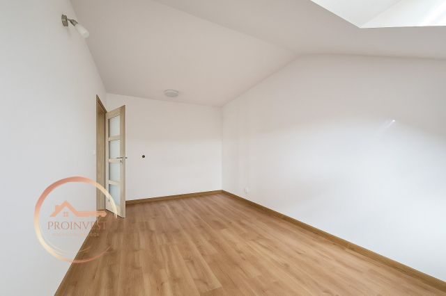 Mieszkanie 5-pokojowe Zielonka. Zdjęcie 13