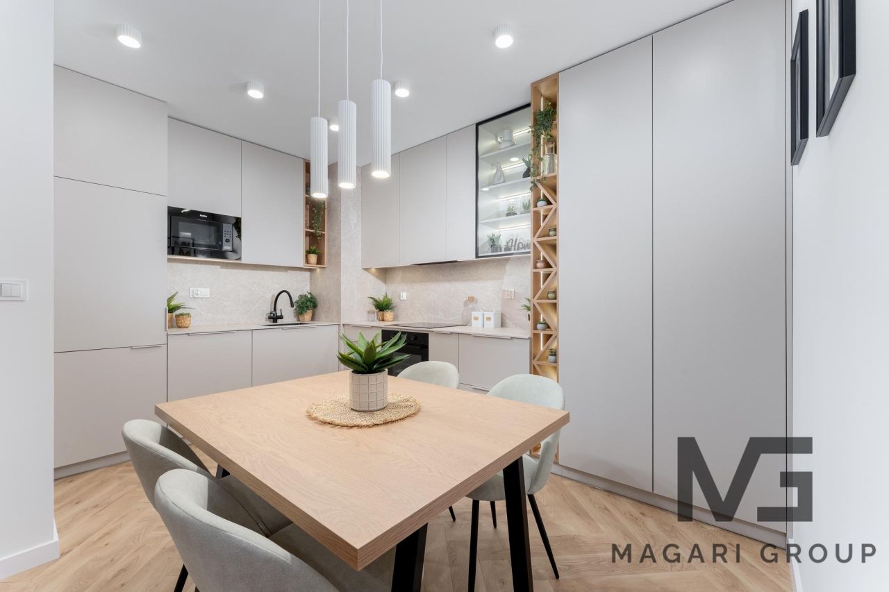 Mieszkanie 3-pokojowe Kraków Ruczaj, ul. dr. Jana Piltza. Zdjęcie 2