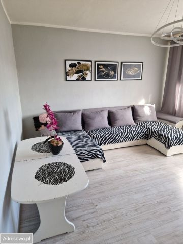 Mieszkanie 2-pokojowe Radom Gołębiów, ul. Ignacego Paderewskiego. Zdjęcie 1
